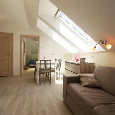 Vesna Pokljuka * Goreljek