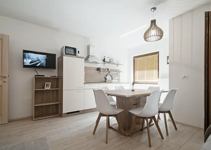 Vesna Pokljuka * Goreljek